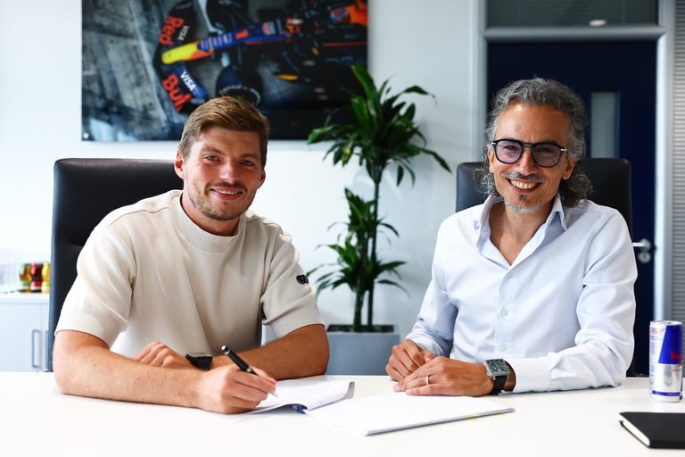Max Verstappen re-signs with Oracle Red Bull Racing until the end of the 2030 Formula One season.