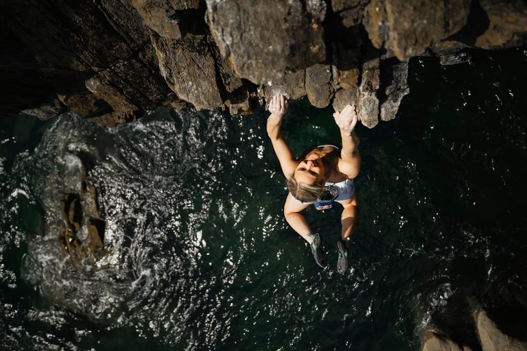 Shauna Coxsey Makes First Female Ascent of The Olympiad 